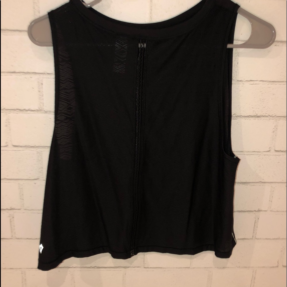 Black ivivva athletic top